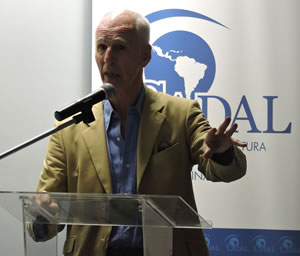 Presentation of the book «Crímenes de Estado»  (State Crimes)