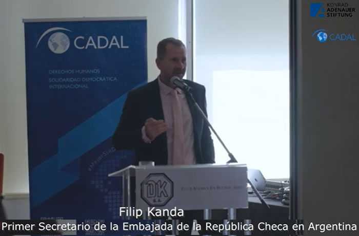 Filip Kanda en la entrega de los Premios Milada Horáková 2024