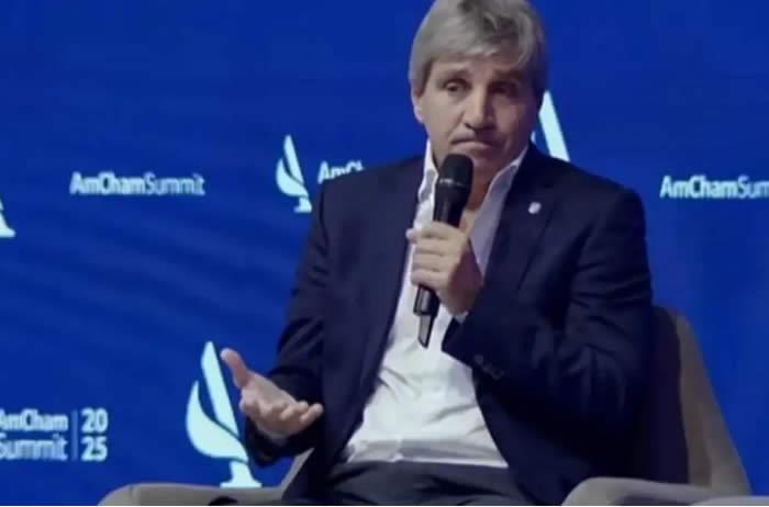 Luis Toto Caputo | Foto: forbesargentina.com